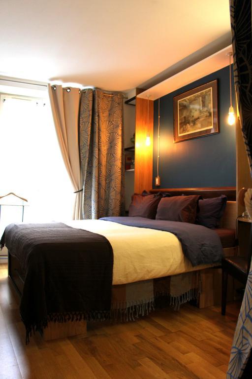 Private Room In A Parisian Homestay! - Close To It All! Værelse billede