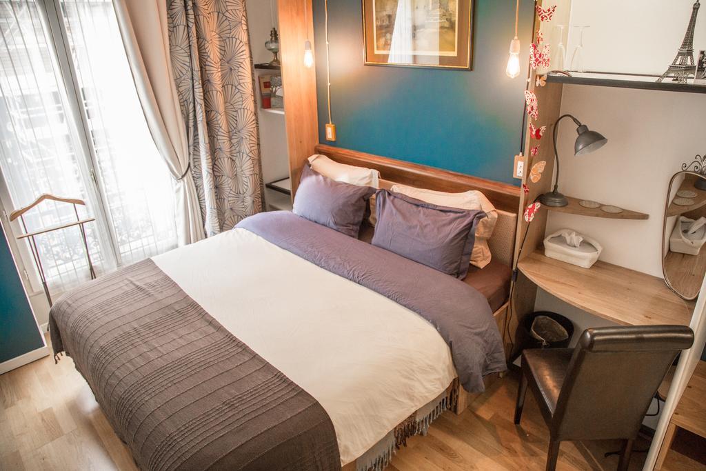 Private Room In A Parisian Homestay! - Close To It All! Eksteriør billede