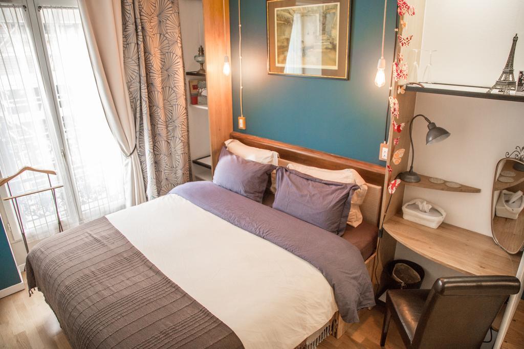 Private Room In A Parisian Homestay! - Close To It All! Eksteriør billede